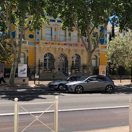 Magnifique T3 Dans Une Résidence Au Centre De Tolón Exterior foto
