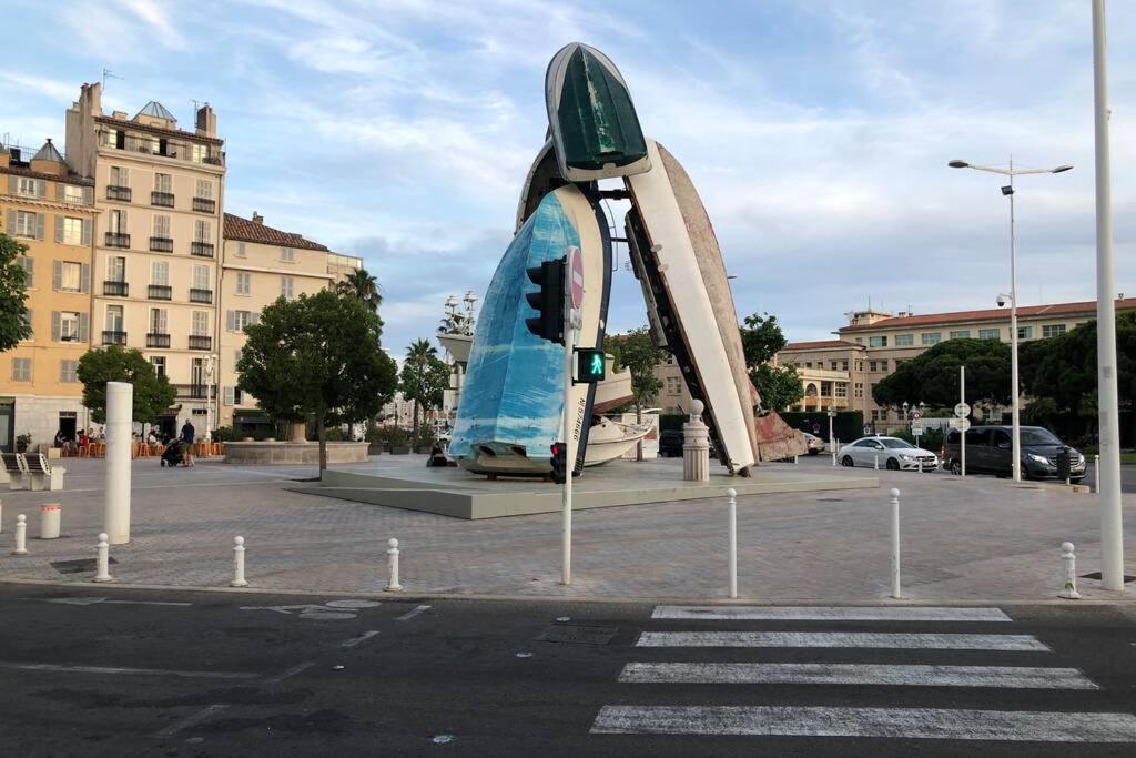 Magnifique T3 Dans Une Résidence Au Centre De Tolón Exterior foto